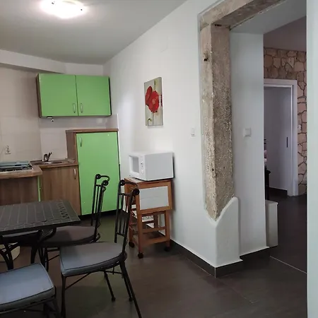 Agneza Appartamento Sveti Filip i Jakov